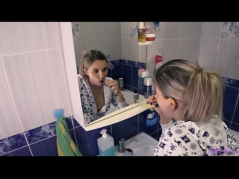 ❤️ Hack med ung i pyjamas slutter oral sperm i røv - letty black Sex video at da.ru-pp.ru
